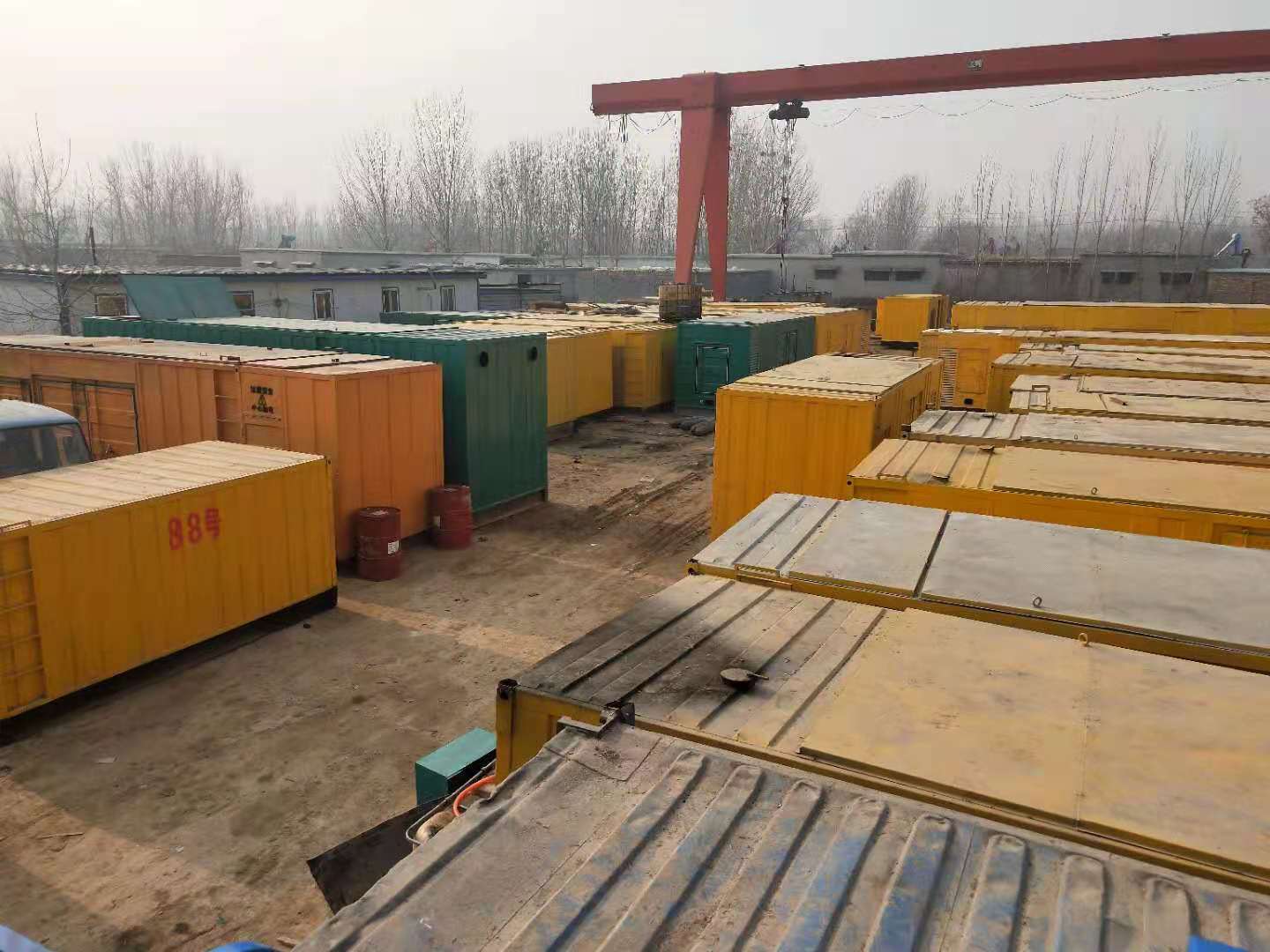 玉龙租赁发电机-灰尘、风沙对柴油发电机组造成哪些不良影响？